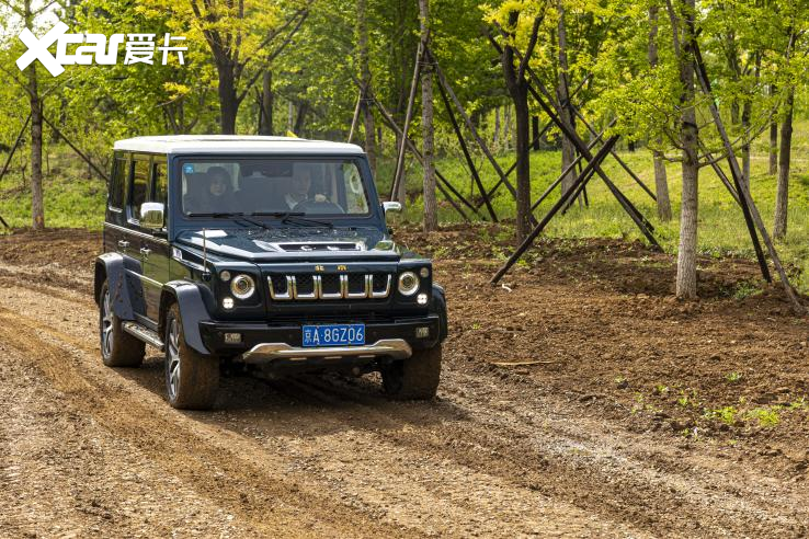 J80开启的精致豪华越野之旅电子pg游戏落日烧烤露营B(图6)